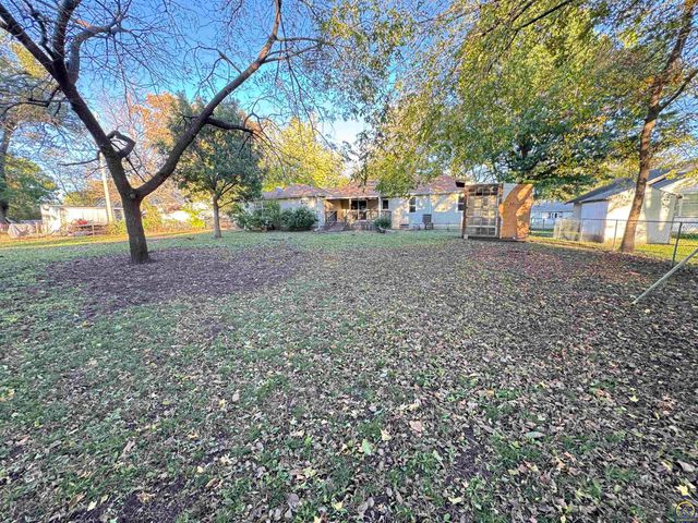 1035 Grand, Emporia, KS 66801