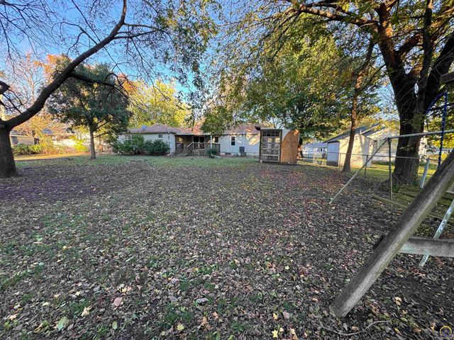 1035 Grand, Emporia, KS 66801