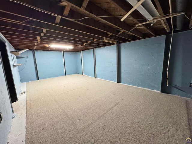 1035 Grand, Emporia, KS 66801