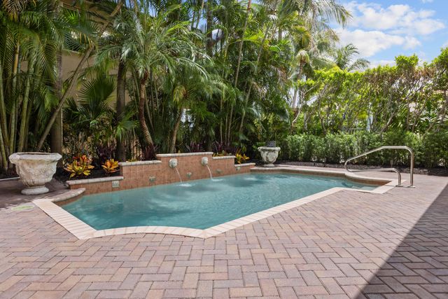9875 Palma Vista Way, Boca Raton, FL 33428
