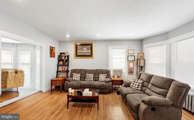 28 OAK LN, Trenton, NJ 08618