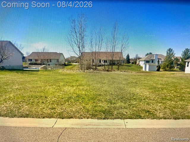 6268 BOULDER Drive, Flint Charter Township, MI 48433