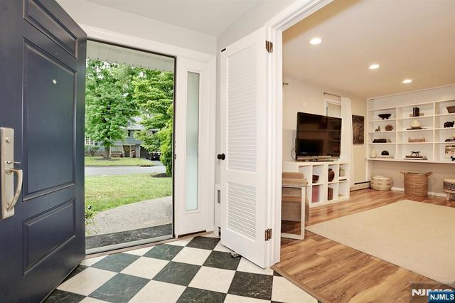67 Dean Street, Harrington Park, NJ 07640