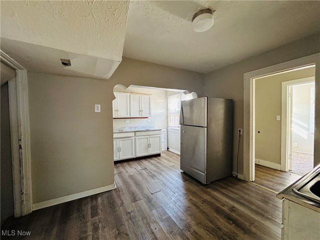 13401 Rugby Road, Cleveland, OH 44110