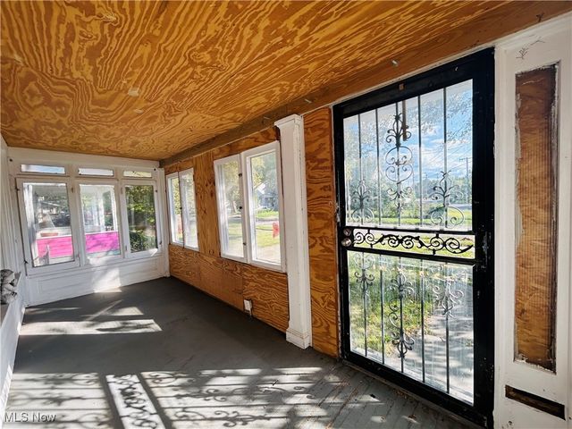 13401 Rugby Road, Cleveland, OH 44110