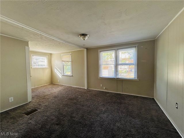 13401 Rugby Road, Cleveland, OH 44110