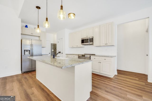351 Savannah Drive, Mansfield, GA 30055