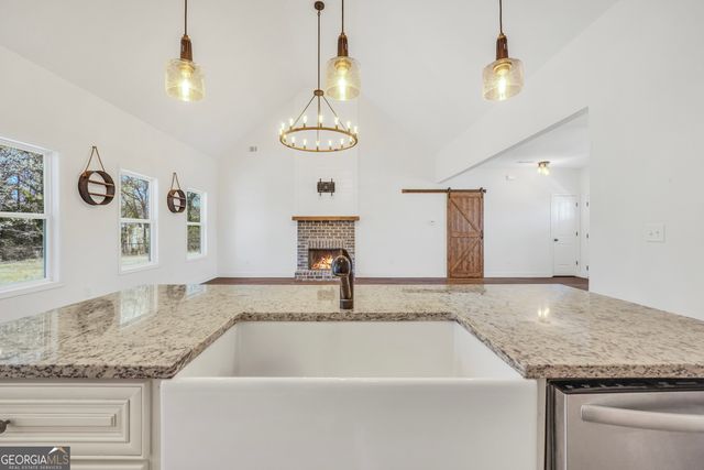351 Savannah Drive, Mansfield, GA 30055