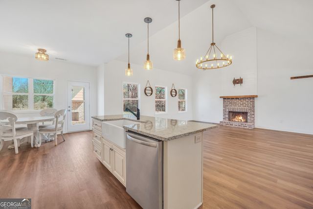 351 Savannah Drive, Mansfield, GA 30055