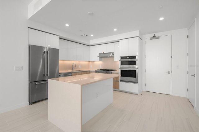 400 CENTRAL AVENUE 1109, St Petersburg, FL 33701