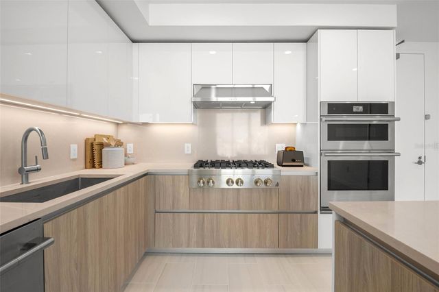 400 CENTRAL AVENUE 1109, St Petersburg, FL 33701