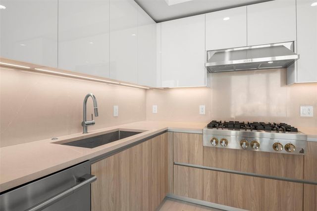 400 CENTRAL AVENUE 1109, St Petersburg, FL 33701