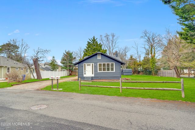 506 Godfrey Lake Drive, Brick, NJ 08724