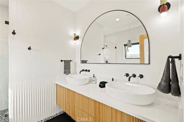 1916 W Court Street, Los Angeles, CA 90026