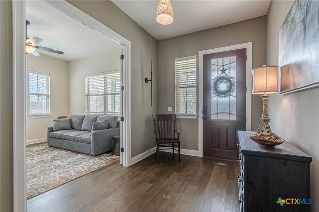 112 Laughing Pear Drive, San Marcos, TX 78666