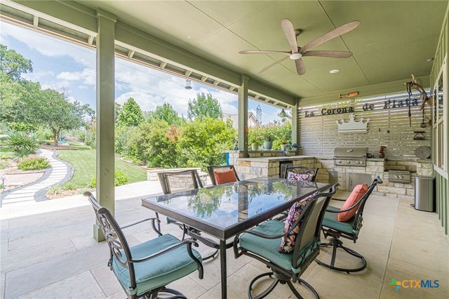 112 Laughing Pear Drive, San Marcos, TX 78666