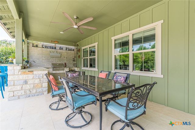 112 Laughing Pear Drive, San Marcos, TX 78666