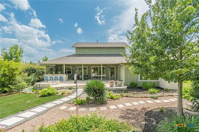 112 Laughing Pear Drive, San Marcos, TX 78666