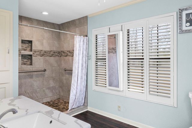 795 County Road 4497, Hillister, TX 77624