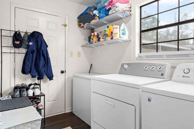 795 County Road 4497, Hillister, TX 77624