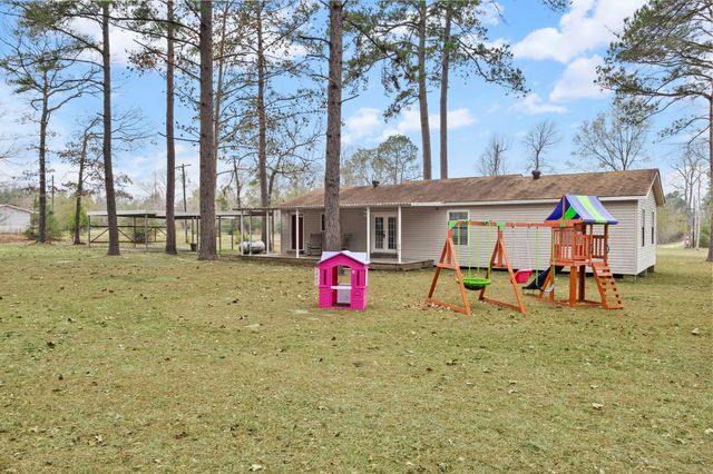 795 County Road 4497, Hillister, TX 77624