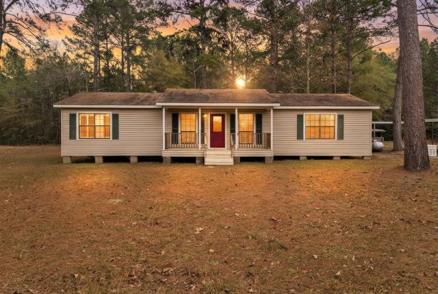 795 County Road 4497, Hillister, TX 77624