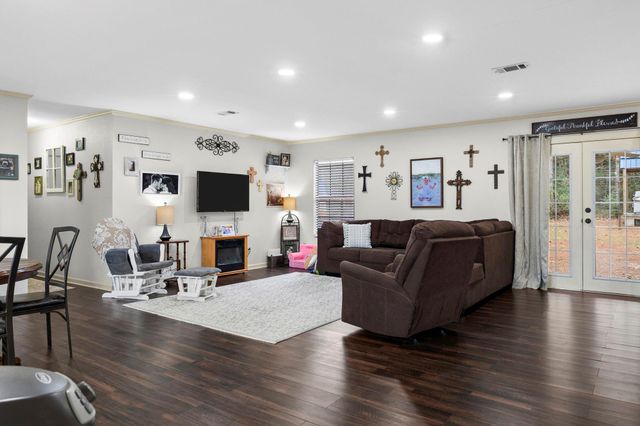 795 County Road 4497, Hillister, TX 77624