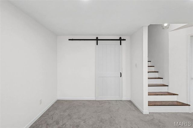 4200 Meadowgreen Trails Drive, St Louis, MO 63129