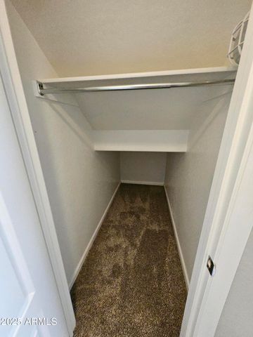 2065 E Hulet Place, Chandler, AZ 85225