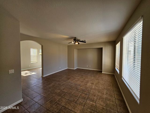 2065 E Hulet Place, Chandler, AZ 85225