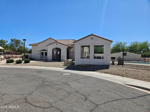 2065 E Hulet Place, Chandler, AZ 85225