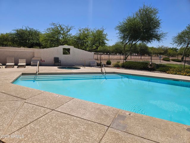 2065 E Hulet Place, Chandler, AZ 85225