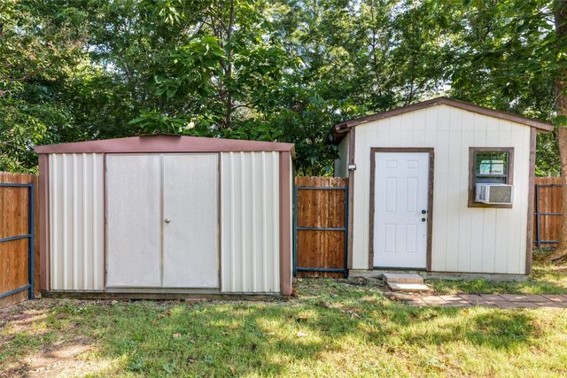 1409 N Morris Street, Mckinney, TX 75069