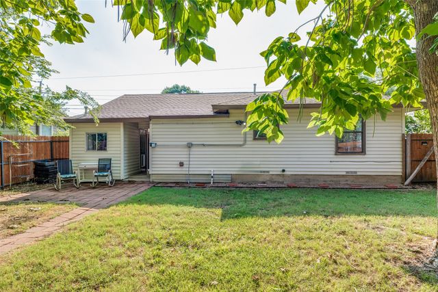 1409 N Morris Street, Mckinney, TX 75069
