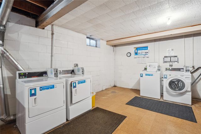 4225 Grand Avenue 8, Des Moines, IA 50312