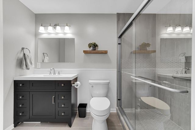 351 S Wabash Street, Hobart, IN 46342