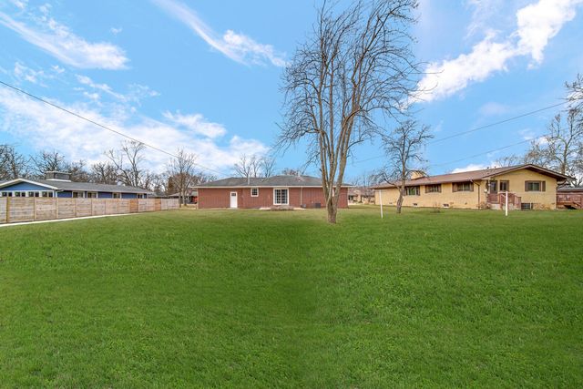 351 S Wabash Street, Hobart, IN 46342