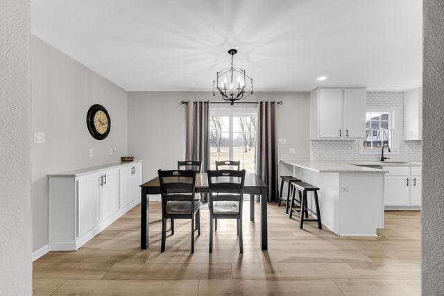 351 S Wabash Street, Hobart, IN 46342