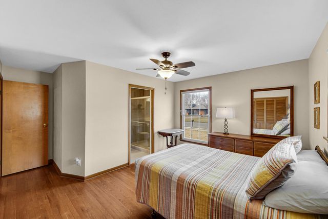 351 S Wabash Street, Hobart, IN 46342