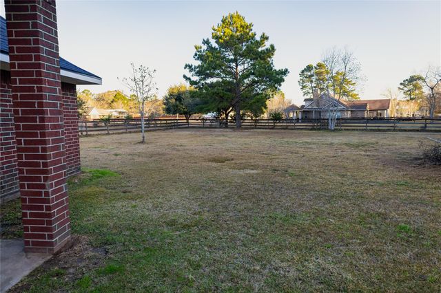 15913 Enloe Street, Splendora, TX 77372