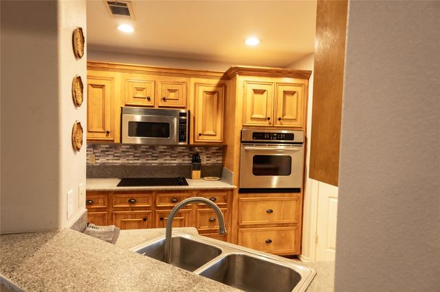 15913 Enloe Street, Splendora, TX 77372