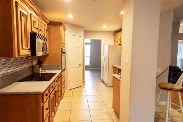 15913 Enloe Street, Splendora, TX 77372