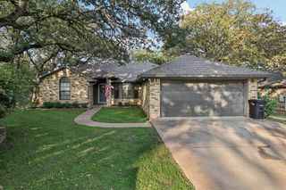 207 Camelot Drive, Weatherford, TX 76086