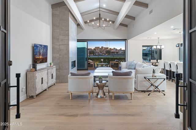 8556 N 84th Street, Scottsdale, AZ 85258