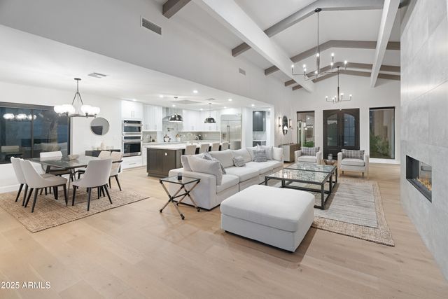 8556 N 84th Street, Scottsdale, AZ 85258