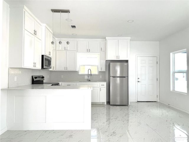 11308 N 25th Street 4, Mcallen, TX 78504