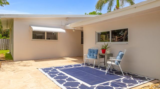 2870 NE 18TH Street, Pompano Beach, FL 33062