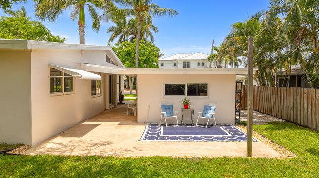 2870 NE 18TH Street, Pompano Beach, FL 33062