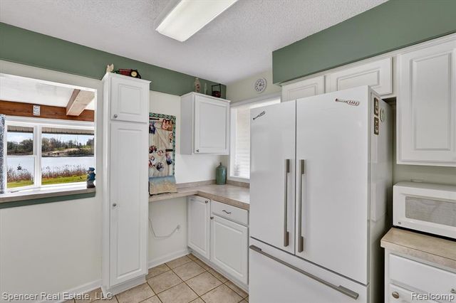 604 Gaffney, Highland, MI 48356