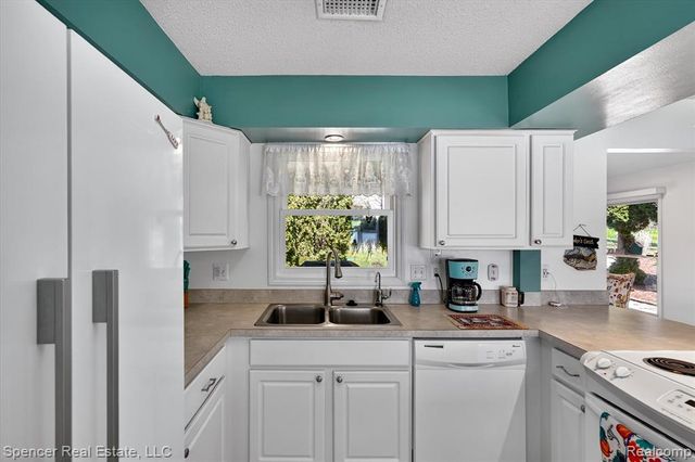 604 Gaffney, Highland, MI 48356